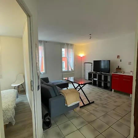 Le Baheux Urbain Apartment *